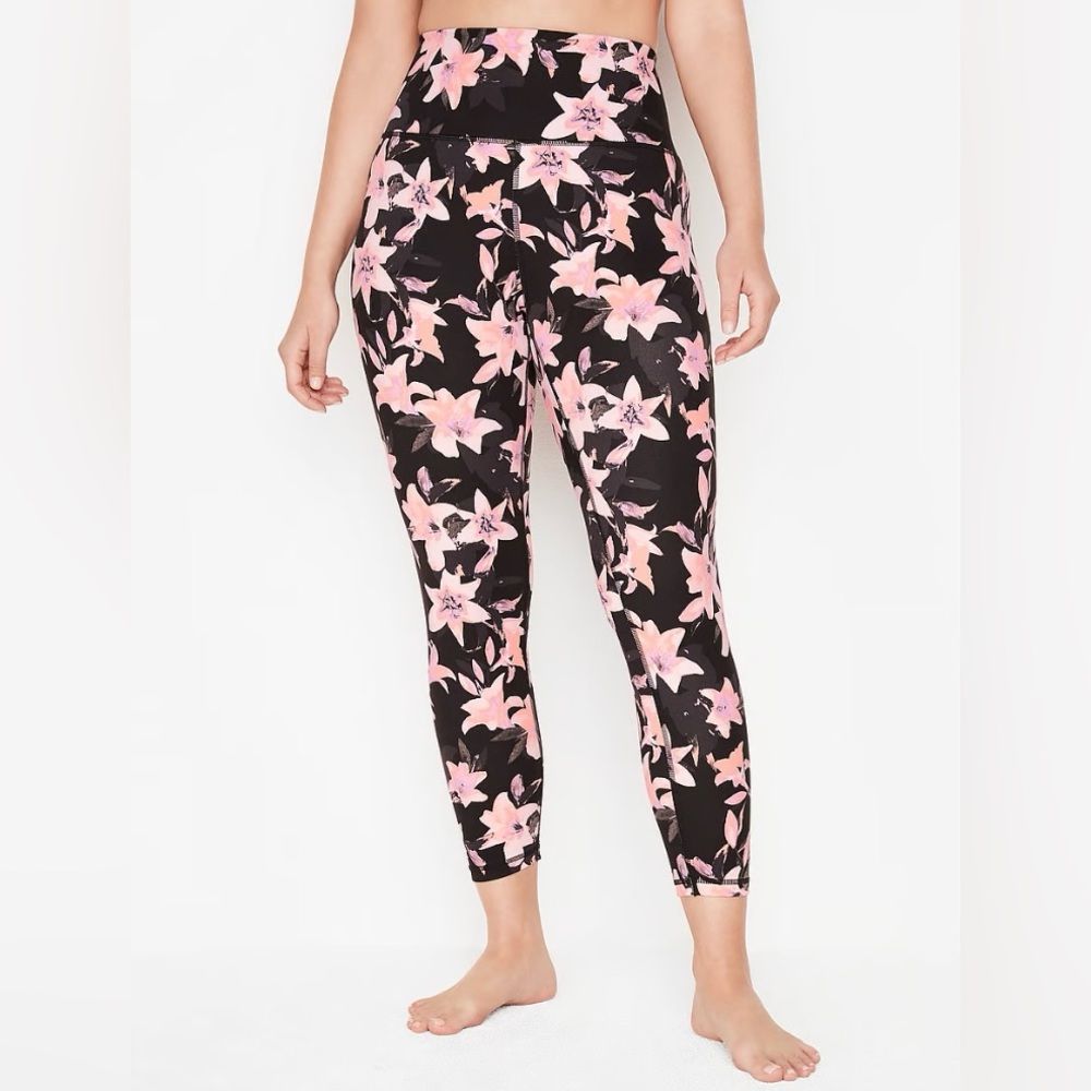 NWT Victoria’s Secret Flow On Point Internal Ankle Leggings Size 4 Long